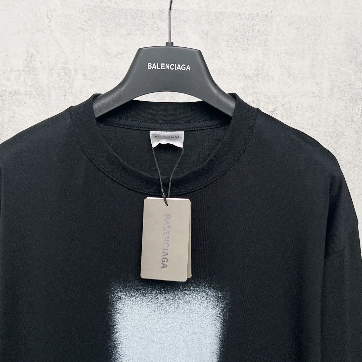 【 . Quality】BALENCI*GA/ .SS 26 New Arrival 。 Balenclag* ， T 。 . Authentic 。 ！ ZP 。 260 ， . ， ， 。 。 ， 。 OS . Same Style ：BL 263780 ：Black Size：XS S M L